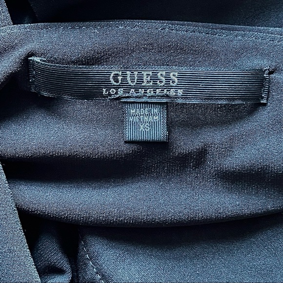 GUESS One Shoulder Shirred Stretch Knit Top :Black: XS - Picture 5 of 7